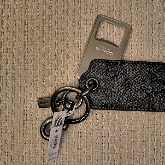 Coach Signature Black Leather Keychain. Nice gift idea! - Picture 2 of 5